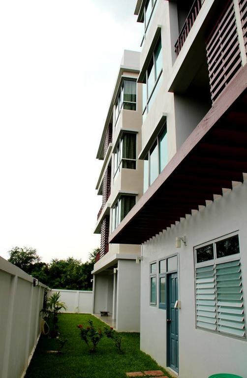 The Meet Green Apartment Бангкок Экстерьер фото